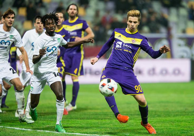 Maribor redno premaguje Krško. | Foto: Vid Ponikvar