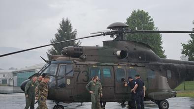 Vlada bi v Gazo napotila helikopter slovenske vojske