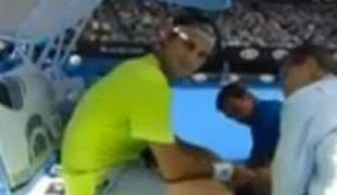 Roger Federer zabrusil snemalcu: Moraš biti tako blizu!? (video)