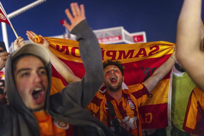 Galatasaray | Navijači Galatasaraya so slavili turški naslov prvaka. | Foto Guliverimage