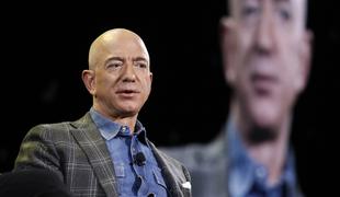 Jeff Bezos se noče zameriti Trumpu