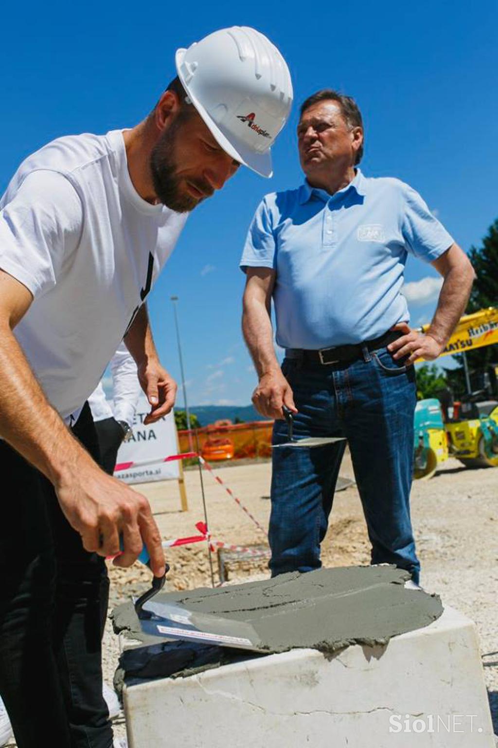 Baza Boštjan Cesar Bojan Jokić