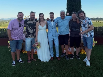 Slovenski kolesar Jan Tratnik se je poročil, med svati tudi Primož Roglič