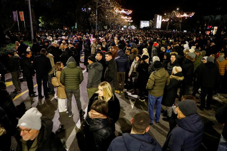 protesti v Podgorici protesti v Podgorici | Foto: Reuters