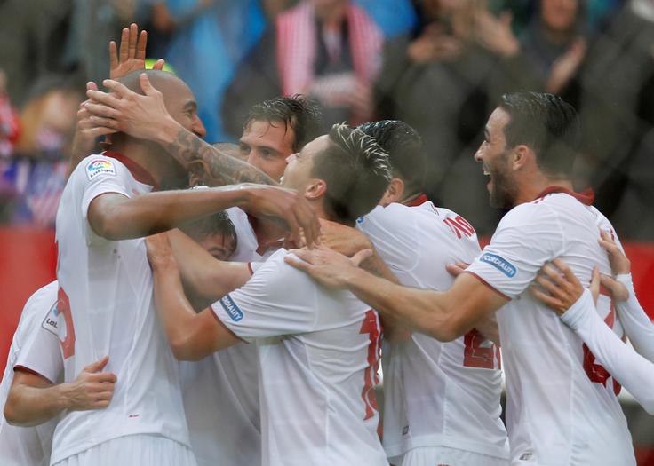 Nogometaši Seville so prekinili niz neporaženosti Atletica. | Foto: Reuters