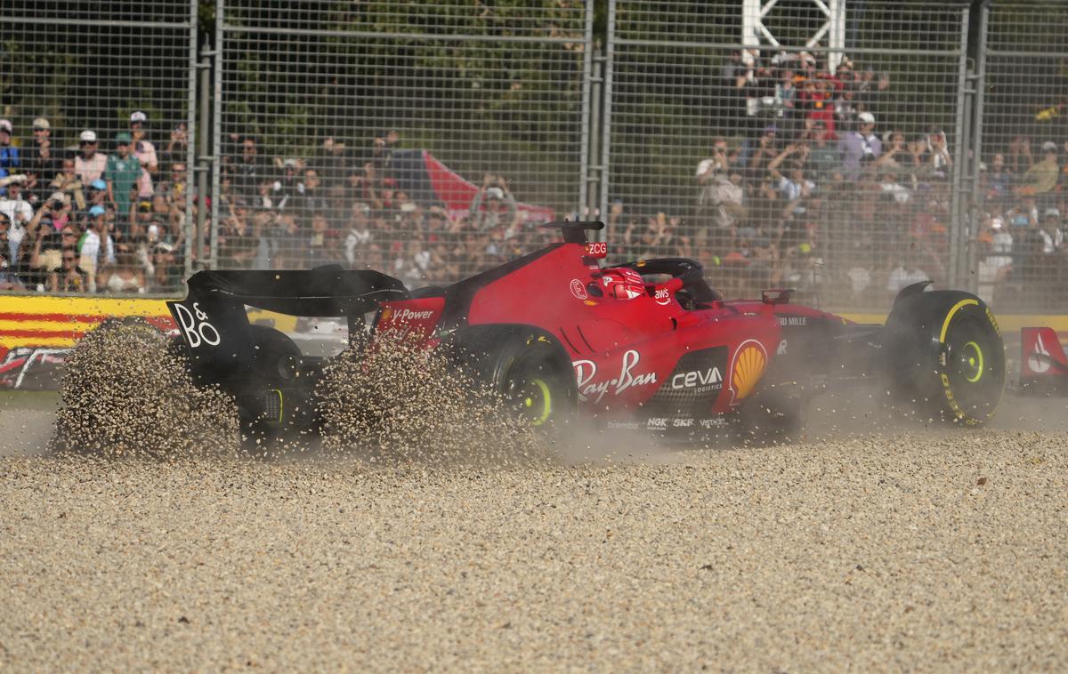 Charles Leclerc Ferrari | Charles Leclerc je v Melbournu odstopil, že drugič v letošnji sezoni. | Foto Guliver Image