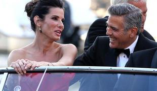 Clooney ni razočaral: tokrat se je ob njem stiskala Sandra Bullock