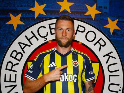 Škriniar podpisal štiriletno pogodbo s Fenerbahčejem