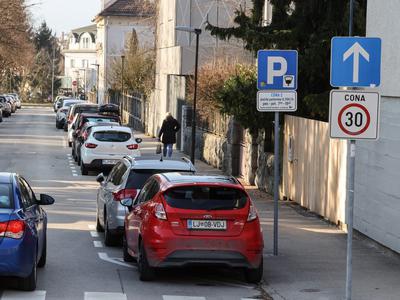 V Ljubljani od danes občutno dražje parkiranje