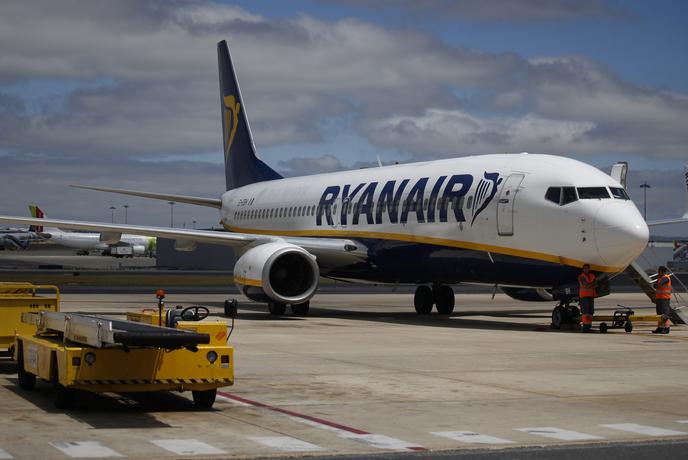 Zaradi stavke v sredo in četrtek Ryanair (do zdaj) odpovedal že 600 poletov