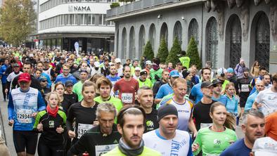 Ste tekli na Ljubljanskem maratonu? Poiščite se na fotografiji!