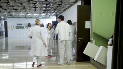 Družinski zdravniki vztrajajo in bodo še naprej množili napotnice