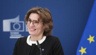 Komisarka Roswall ob obisku Slovenije poudarila pomen sodelovanja pri poplavni varnosti