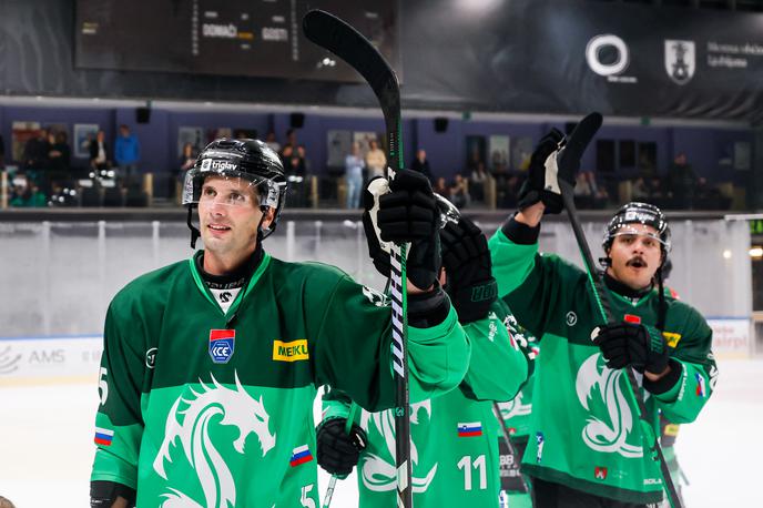 HK Olimpija | Olimpija je trenutno vodilno moštvo lige. Kako se bodo zmaji odrezali na prvem gostovanju, ki jih zvečer čaka v Gradcu? | Foto Aleš Fevžer