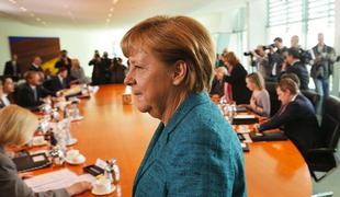 Angela Merkel za dodatno odprtje trga dela migrantom