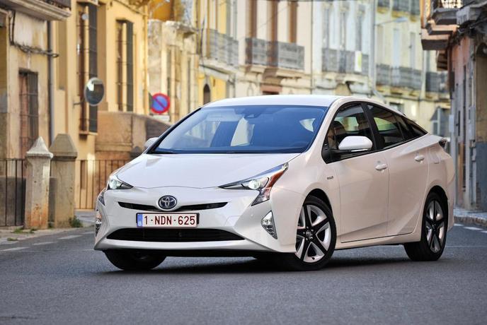 Toyota prius – doktoratu iz energije je dodal diplomo iz vozniških znanosti