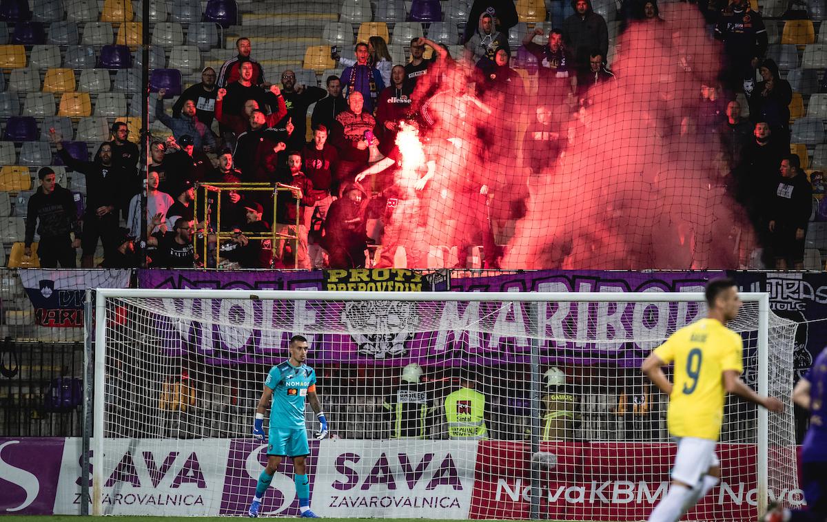 Maribor Bravo | Maribor bo moral plačati 1900 evrov kazni. | Foto Blaž Weindorfer/Sportida