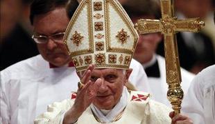 Papež v Vatikanu začel velikonočne slovesnosti