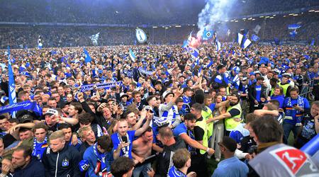 Po sedmih letih nazaj v bundesligo, po slavju še neredi