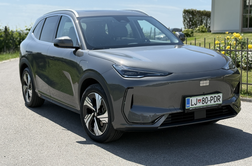 Kaj zmore Geely EX5? V njem bo mogoče zaspati in se očitno tudi dobro peljati. #foto
