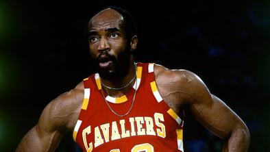 Košarkar, ki je v NBA prvi dosegel četvernega dvojčka #ndd