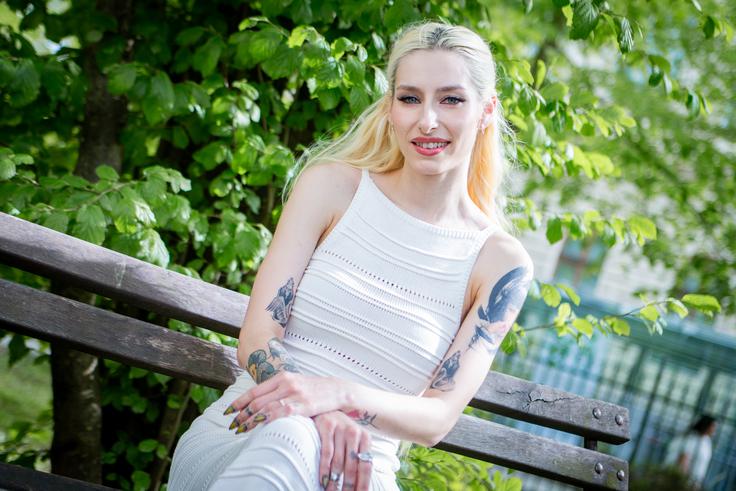 "Ogromno je negativnih komentarjev, a zdaj vidim, da bolj kot si uspešen, več jih je. Nanje se ne oziram veliko, ker se mi zdi, da to ni moja stvar." | Foto: Gaja Hanuna