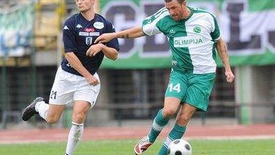 Aluminij navdušil v derbiju, Olimpija ugnala Muro 05