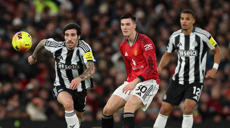 Benjamin Šeško je na zadnji tekmi proti Newcastlu odigral 60 minut. Zapravil je dve priložnosti, pri drugi je zatresel okvir vrat. | Foto: Reuters