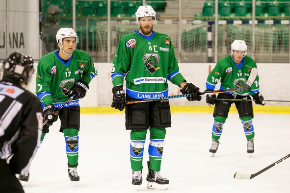 Olimpija visoko izgubila, Asiago prehitel Jesenice, sledi derbi