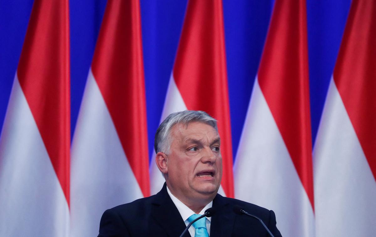 Viktor Orban | Madžarska bo med predsedovanjem Svetu EU sledila svoji lastni viziji Evrope. To bi lahko znova povzročilo pretrese v evropskih institucijah in nekaterih članicah unije, saj se je Budimpešta v zadnjih letih večkrat znašla v sporu z Brusljem. Vlada premierja Viktorja Orbana je bila pogosto tudi tarča kritik oblasti v več evropskih prestolnicah. | Foto Reuters