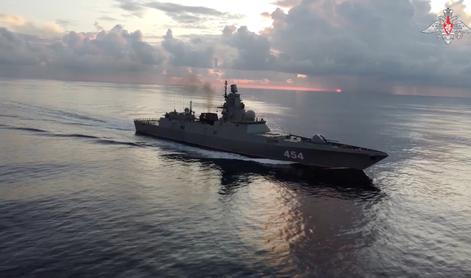 Ruske ladje le nekaj deset kilometrov od obale Floride #video