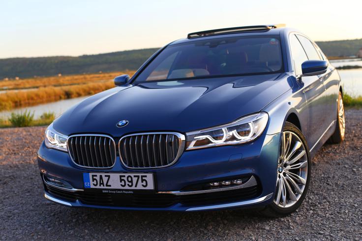 BMW M760 li BMW M760 li | Foto: Gregor Pavšič