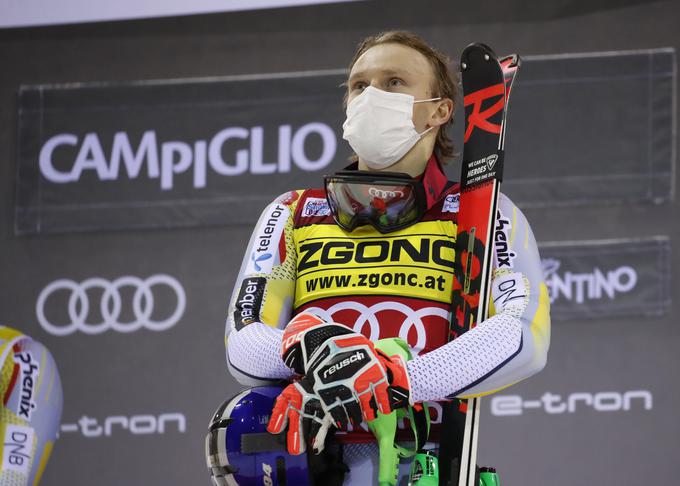 26-letni Norvežan je v Madonni dobil slalomsko preizkušnjo že tretjič. Pred tem je bil najboljši v letih 2015 in 2016. | Foto: Reuters