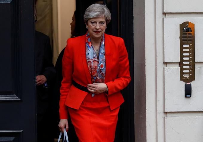 Če Theresa May izgubi delavske volivce, ki jih nagovarja s strogo politiko priseljevanja, se bodo konservativci poslovili z oblasti. | Foto: Reuters