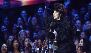 V ospredju podelitve nagrad MTV tokrat Lady Gaga, poklonili so se tudi Ozzyju Osbournu
