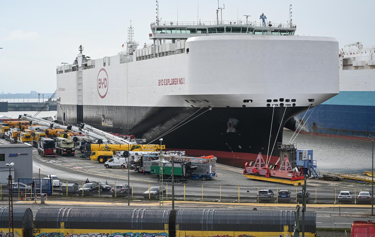 Nemčija, BYD | Avtomobile je v Nemčijo pripeljala ladja BYD Explorer No.1, prva izmed osmih ladij, ki jih je podjetje naročilo za širitev izvoza na evropski trg. | Foto Guliverimage