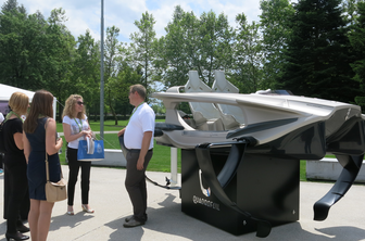 Quadrofoil pridobil tri milijone evrov za rast in razvoj