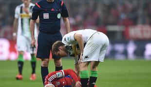 Dvojni šok za Bayern: izgubil tekmo in Robbna