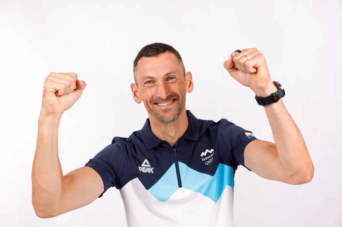 Jakov Fak | Jakov Fak je pripravljen na pomembno, olimpijsko sezono. "Stopničke so zaželene na vsaki tekmi," pravi. | Foto Aleš Fevžer