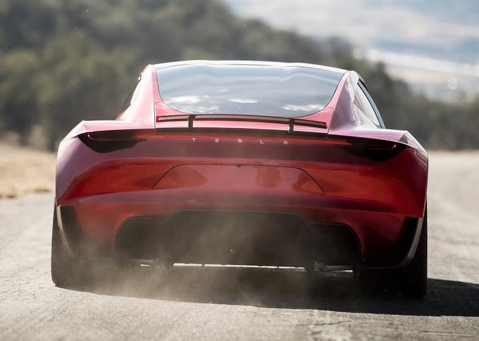 Teslin roadster naj bi na ceste pripeljal prihodnje leto. | Foto: Tesla