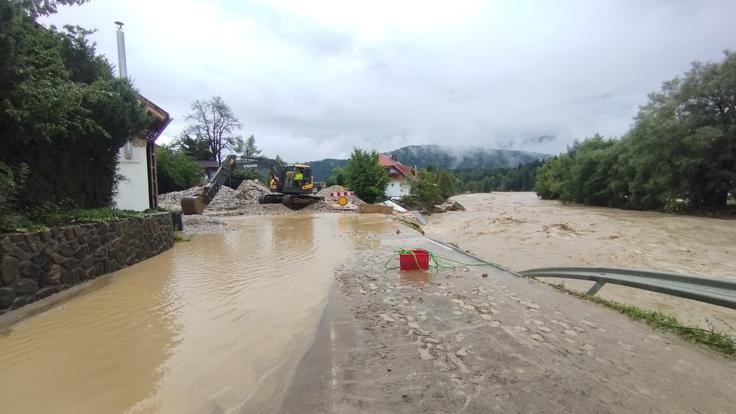 Ljubno poplave tovornjak | Foto: PGD Radmirje
