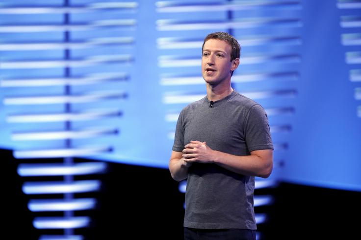 Konec aprila je Facebook naznanil, da bo izdal novo serijo delnic brez glasovalne pravice. Te bodo na voljo vlagateljem in zaposlenim, namen pa je, da Mark Zuckerberg ohrani popoln nadzor nad podjetjem, ki ga je ustanovil. | Foto: Reuters