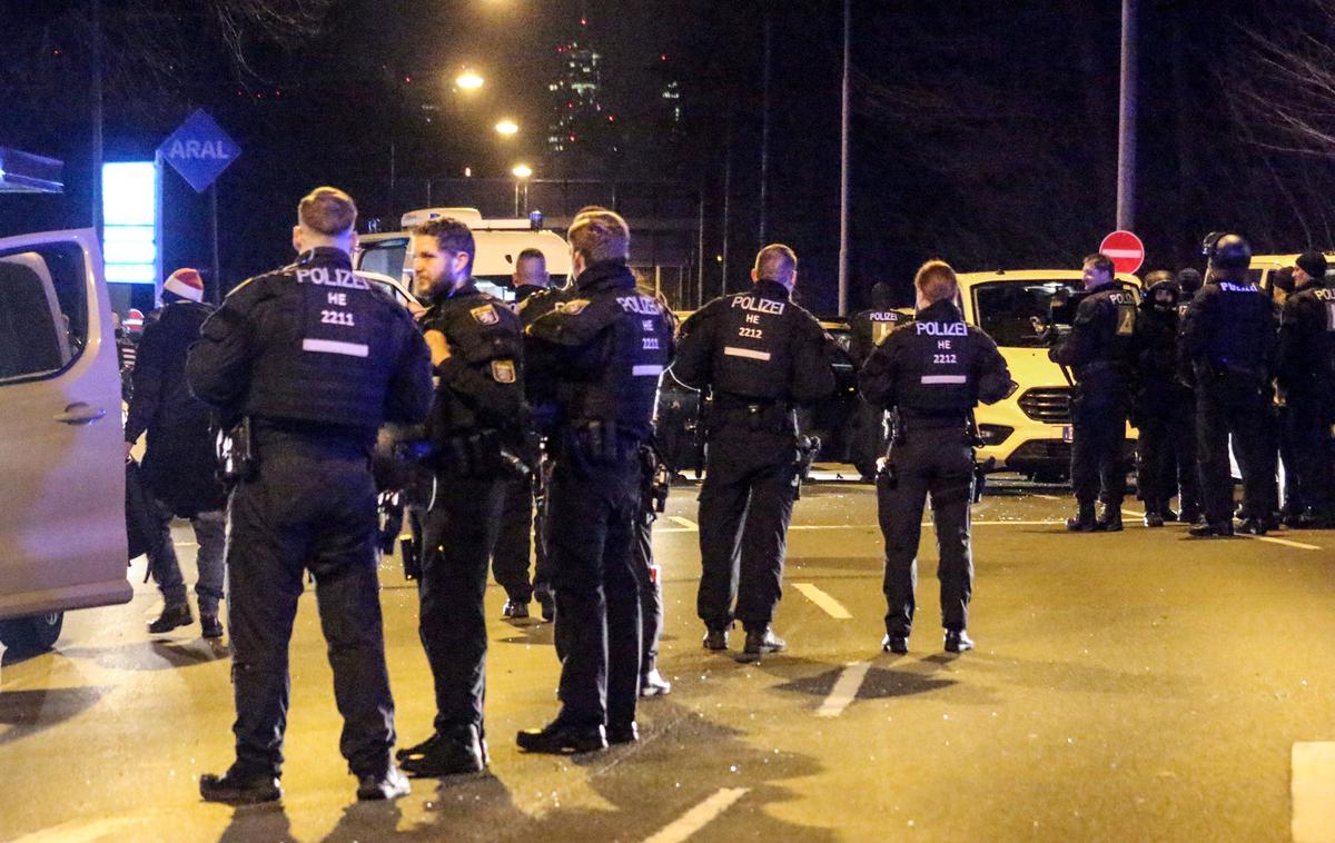 Napoli Eintracht Frankfurt navijači | Policija je s hitrim posredovanjem preprečila nadaljnje izgrede. | Foto Guliverimage