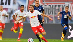 Bayern napolnil mrežo Eintrachta, Kampl in druščina premagali Hertho