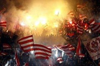 Stojanovića vodilni pri Crveni zvezdi okrcali zaradi proslave (video)