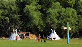 Camping_Family_Photo-Mario Romulic, Drazen Stojcic