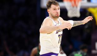 Dončić v šali zbodel soigralca: Zahvalil se mu bom
