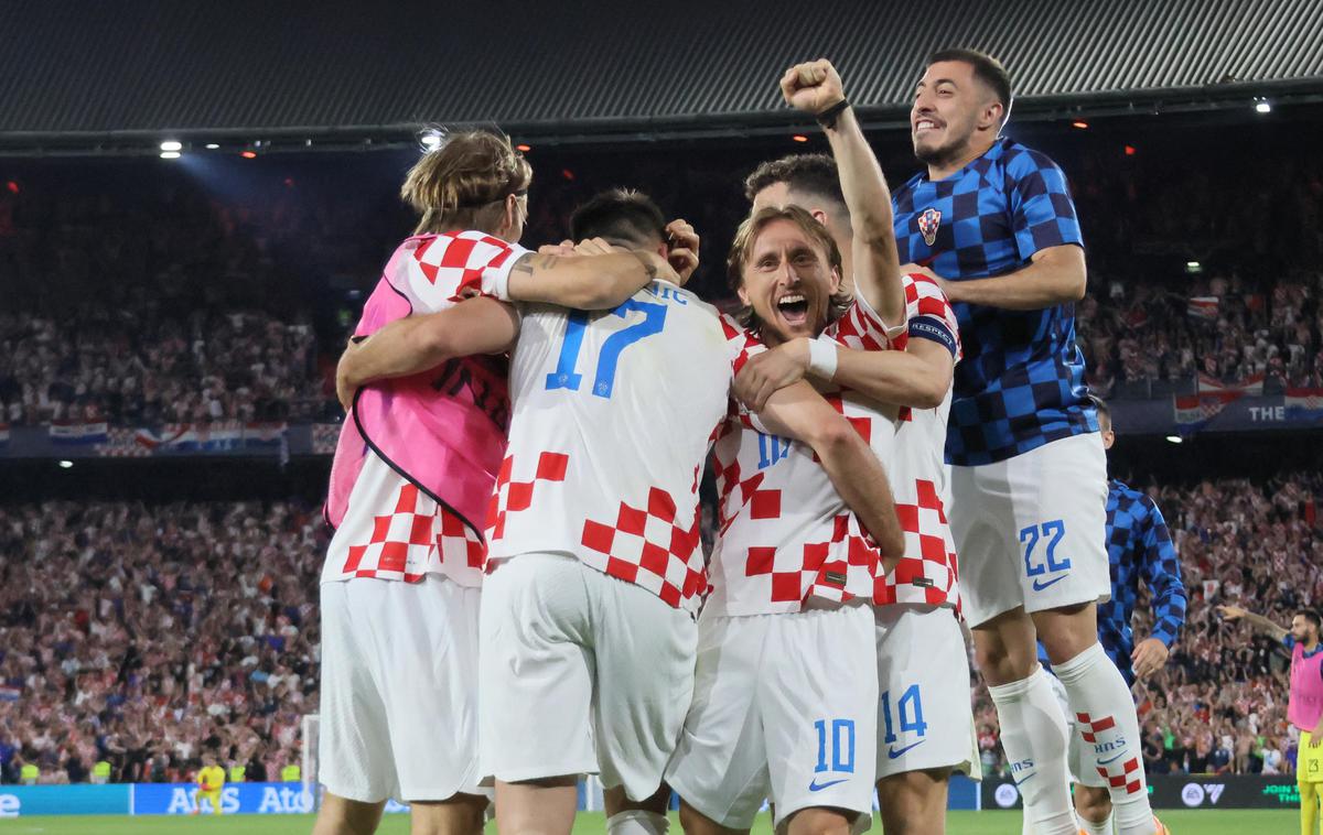 liga narodov Hrvaška Luka Modrić | Hrvaška nogometna reprezentanca je od uvrstitve na SP 2026 oddaljena le še nekaj milimetrov. | Foto Reuters