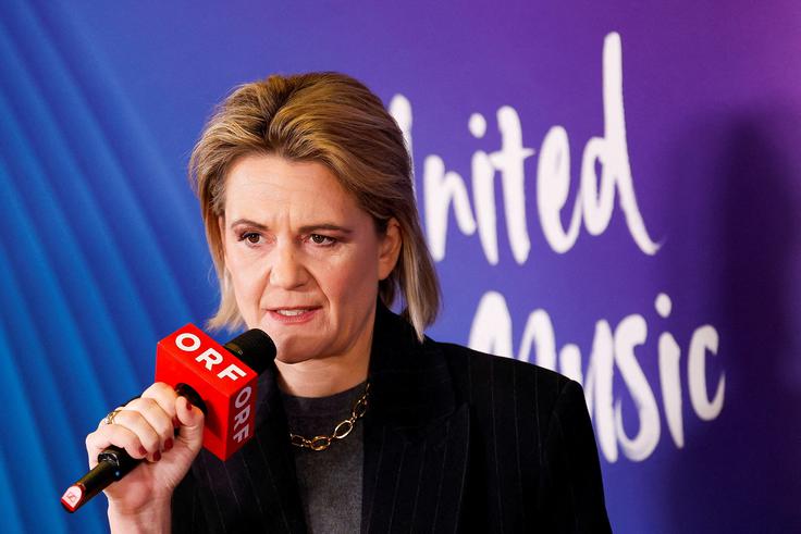 Po besedah programske direktorice ORF Stefanie Groiss-Horowitz bo oder izjemno dovršen in vsestranski. Ali bo okoli razkošne LED-skulpture potekalo izključno praznovanje ali morda tudi protesti, pa bo pokazal čas. | Foto: Reuters