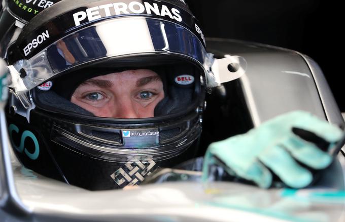 Vodilni dirkač prvenstva Nico Rosberg je zmagal na zadnjih dveh izvedbah VN Brazilije, letošnjo pa bo začel z drugega štartnega mesta. | Foto: Reuters